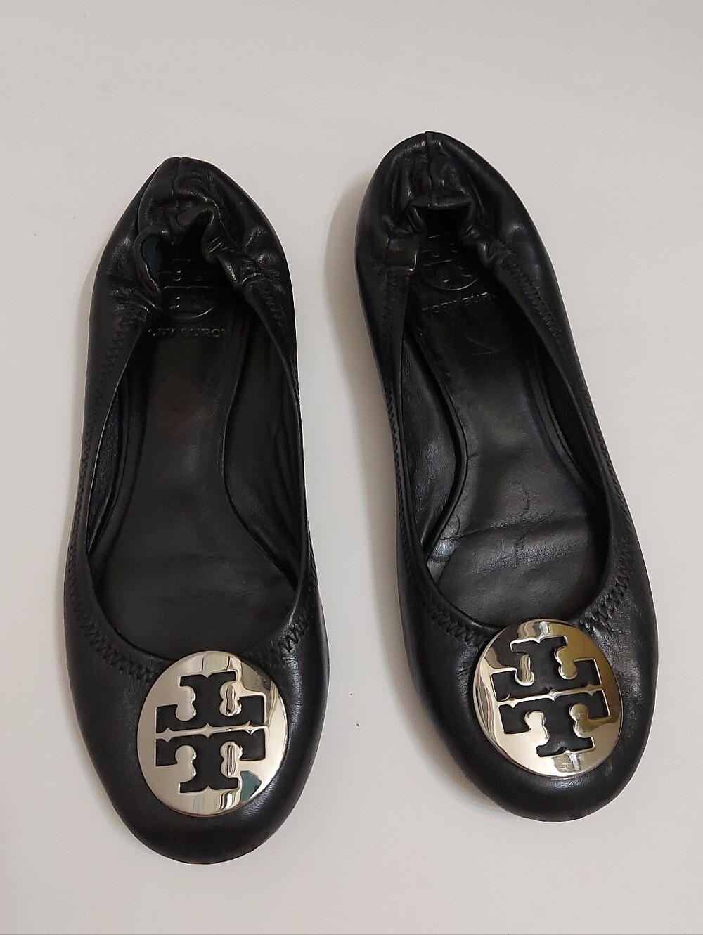 Tory Burch Black Leather Logo Medallion Ballet Flats